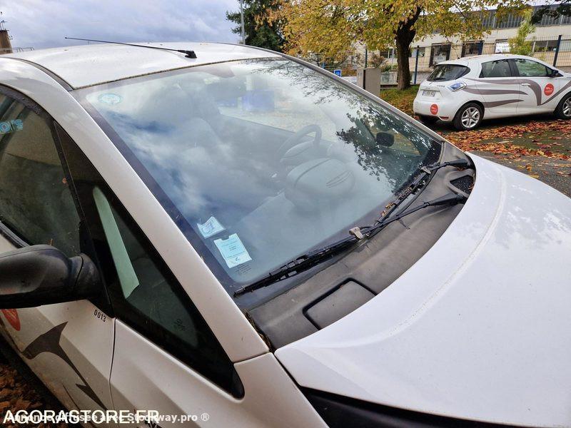 Photo nc BLUECAR  image 16/26