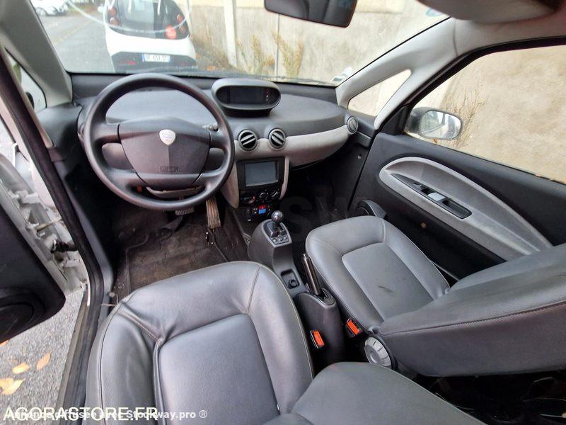 Photo nc BLUECAR  image 8/26