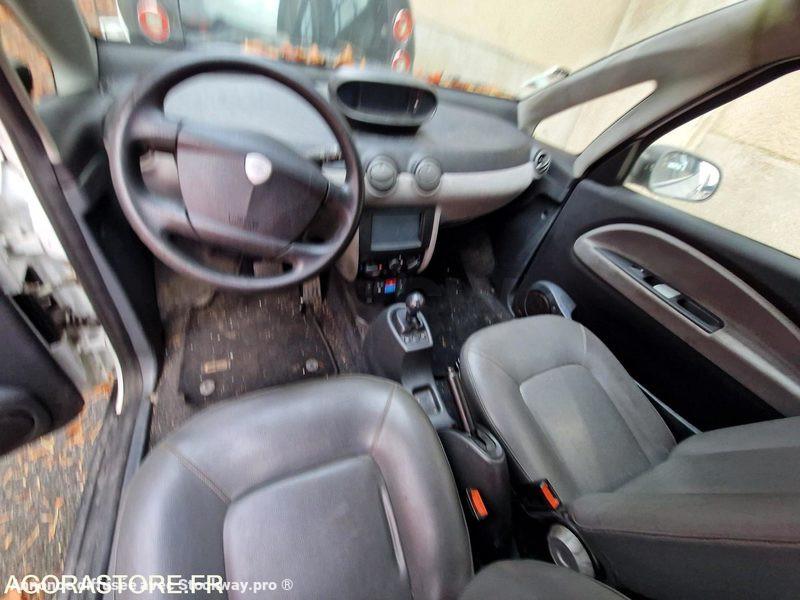 Photo nc BLUECAR  image 6/20