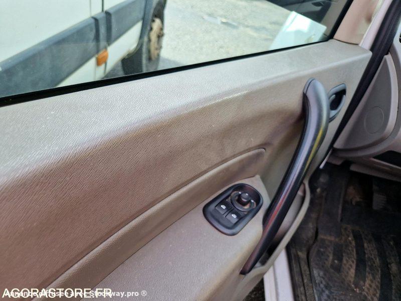 Photo Renault Kangoo  image 26/32