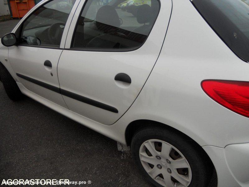 Photo Peugeot 206+  image 4/7