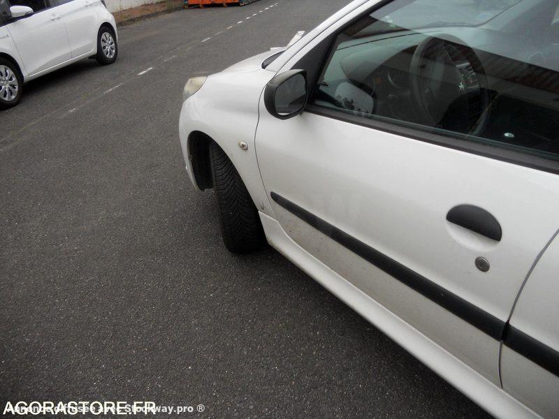 Photo Peugeot 206+  image 5/7