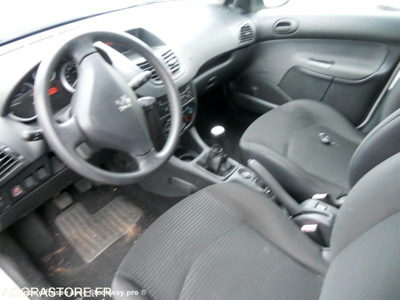 Photo Peugeot 206+  image 6/7