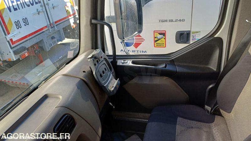 Photo Renault Midlum  image 13/23