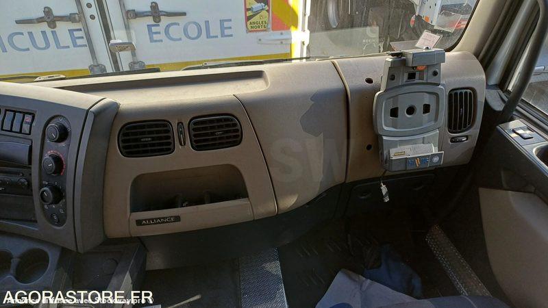 Photo Renault Midlum  image 14/23