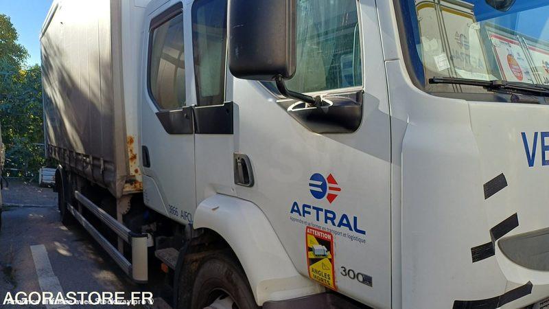 Photo Renault Midlum  image 2/23