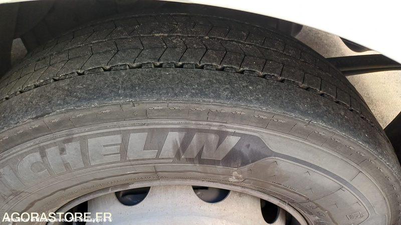 Photo Renault Midlum  image 7/23