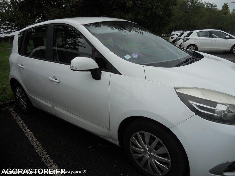 Photo Renault SCENIC AUTHENTIQUE ENERGY TCE 115  image 3/6