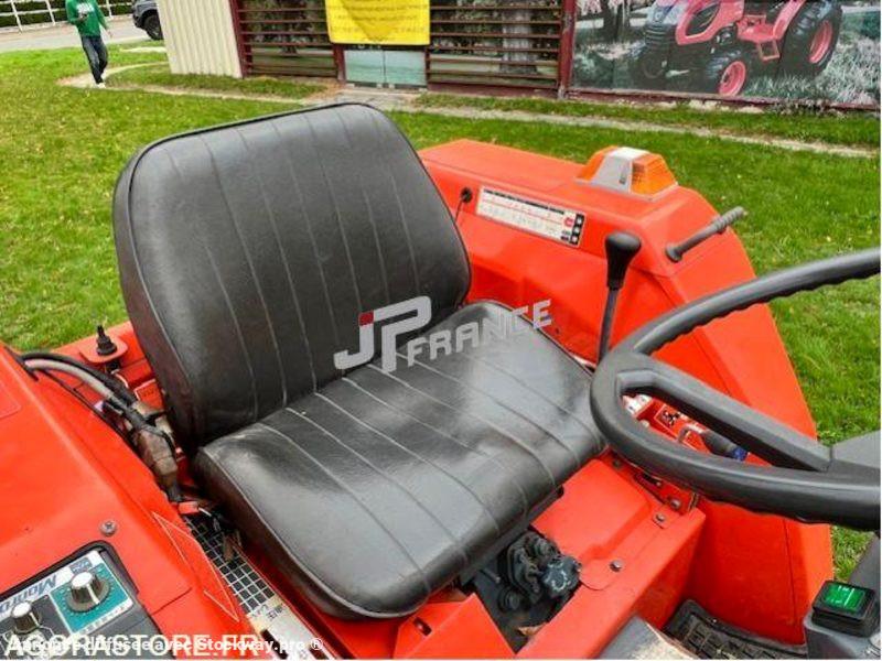 Photo Kubota L1-185  image 4/6