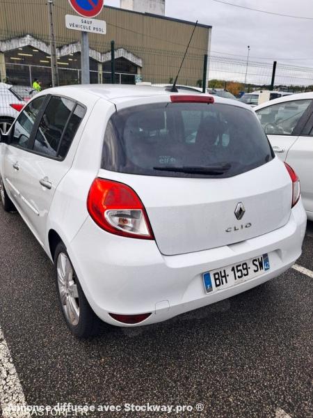 Photo Renault Clio  image 2/17