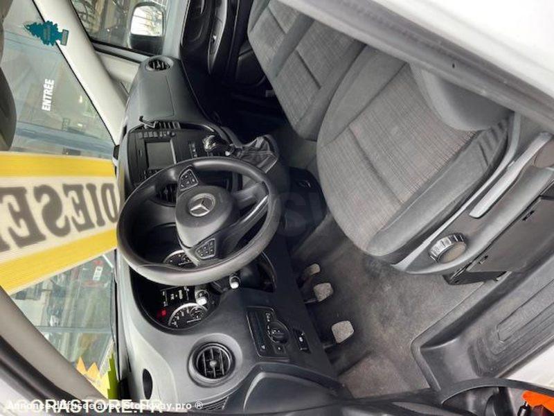 Photo Mercedes Vito  image 6/20