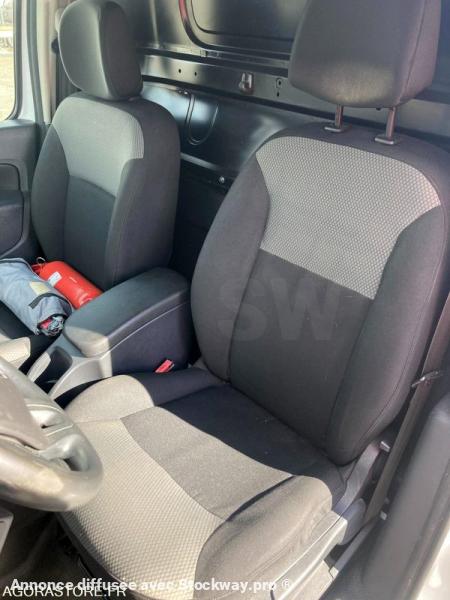 Photo Renault Kangoo  image 13/16