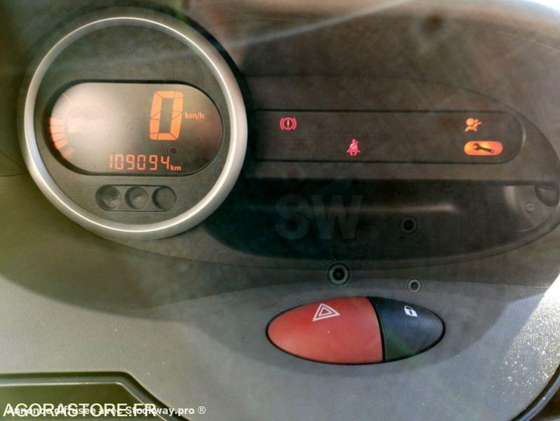 Photo Renault TWINGO II eco2 phase 2  image 29/33