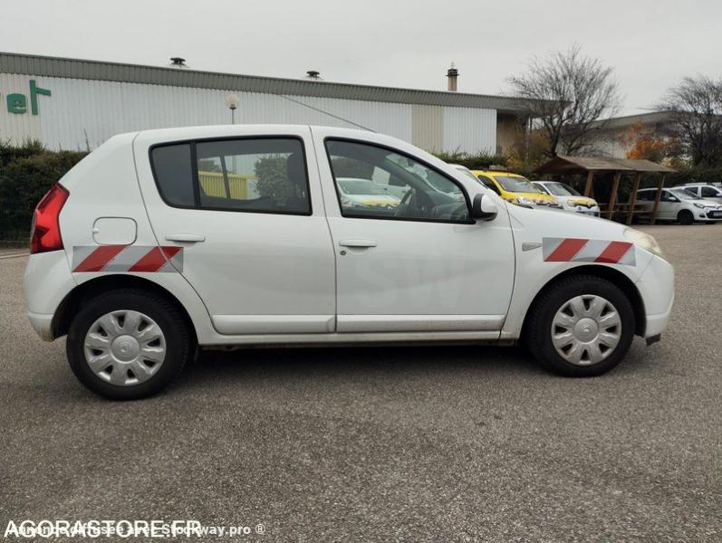 Photo Dacia Sandero  image 9/29