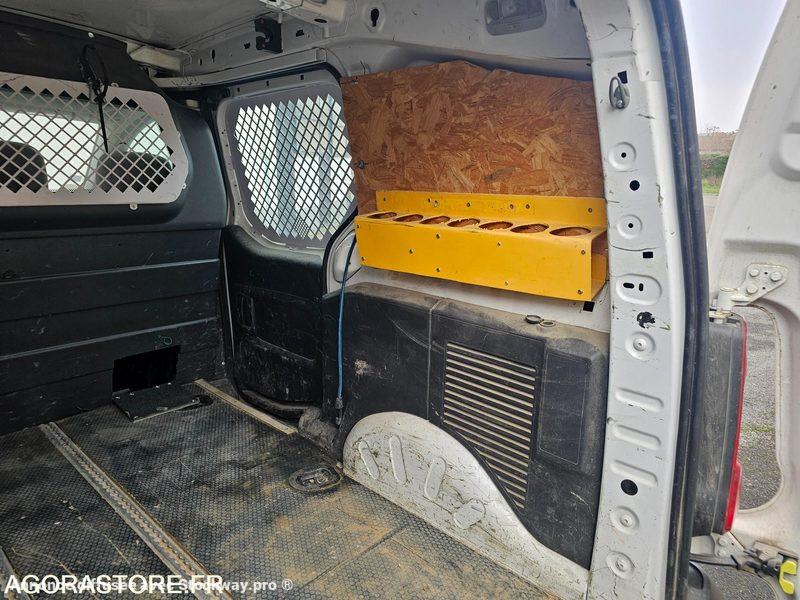 Photo Peugeot Partner  image 14/34