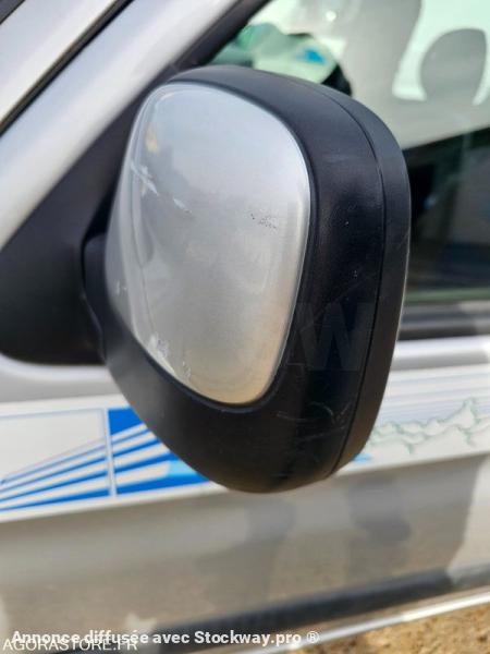 Photo Citroën Berlingo BERLINGO image 31/31