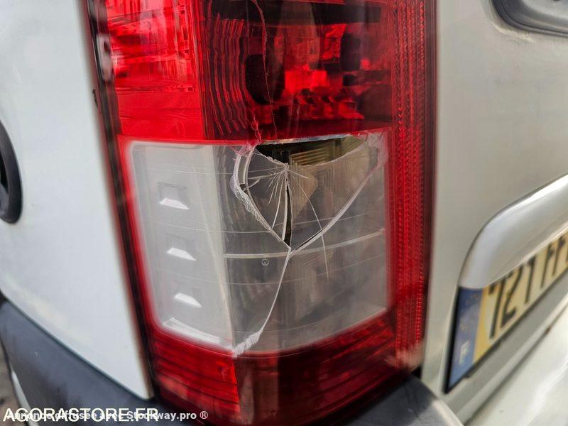 Photo Citroën Berlingo BERLINGO image 25/31