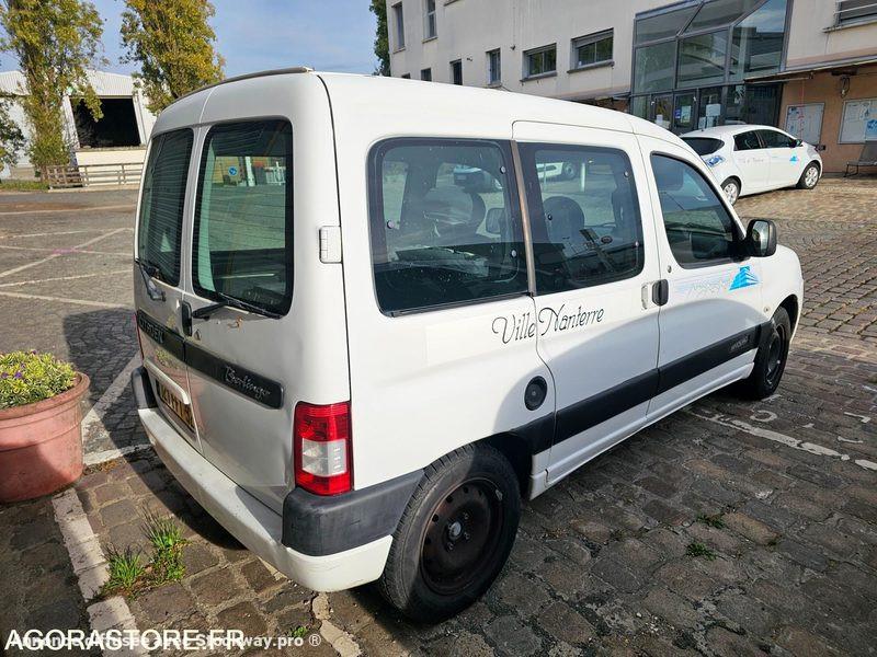 Photo Citroën Berlingo BERLINGO image 3/31