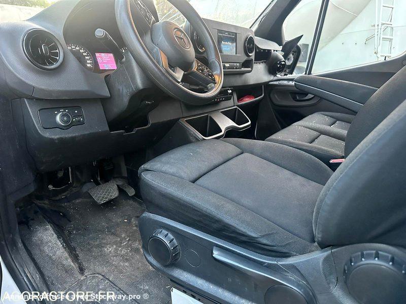 Photo Mercedes Sprinter  image 8/8