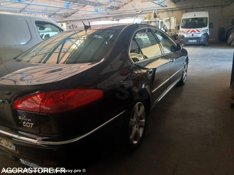 Photo Peugeot 607 607 image 2/9