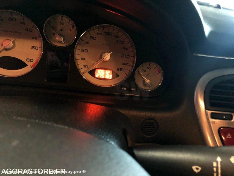 Photo Peugeot 607 607 image 9/9