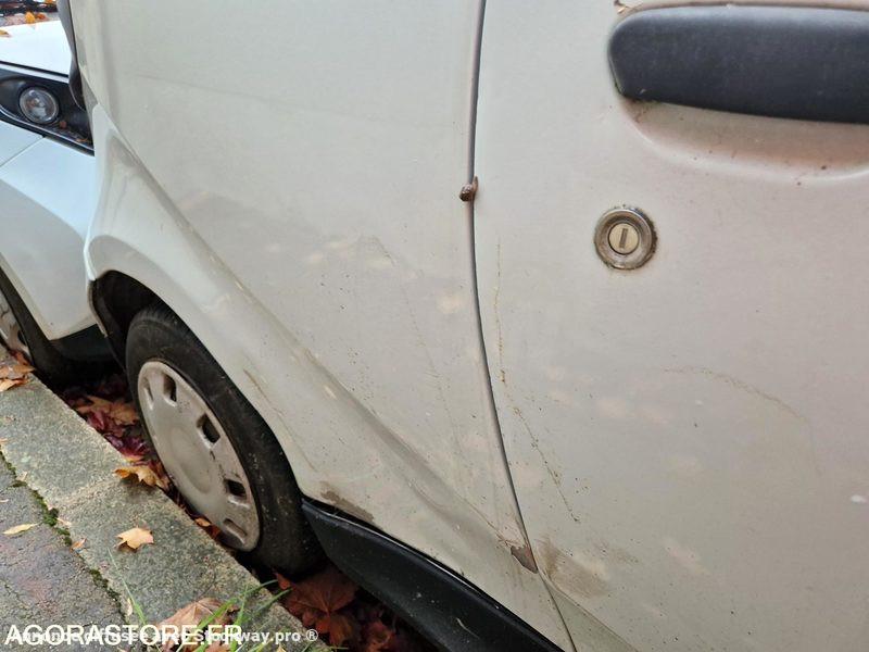 Photo nc Bluecar  image 11/24