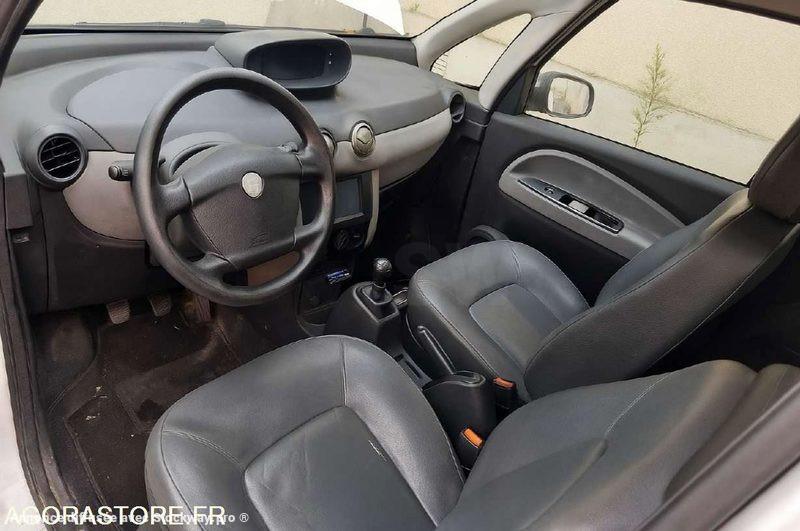 Photo nc Bluecar  image 23/24