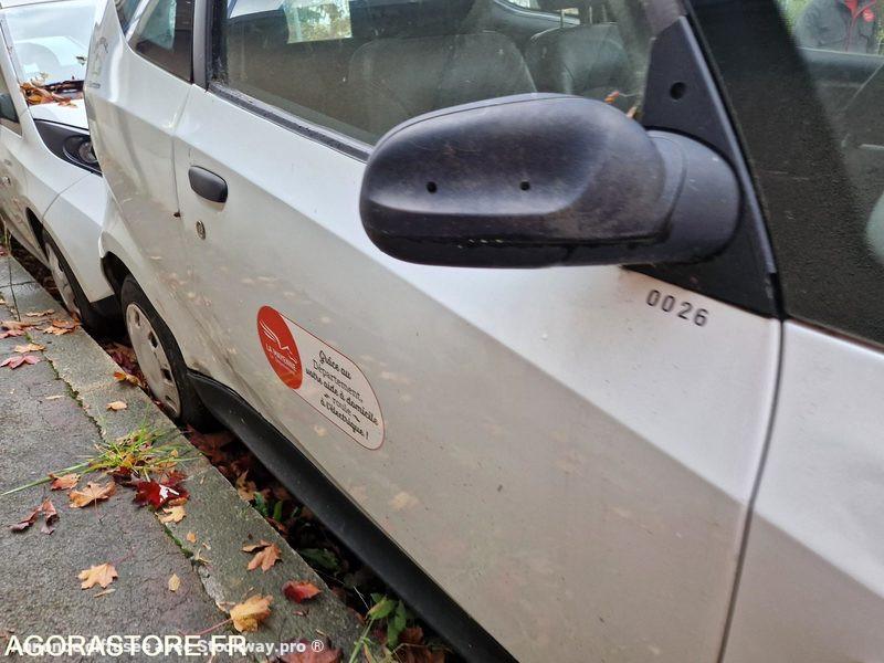 Photo nc Bluecar  image 9/24