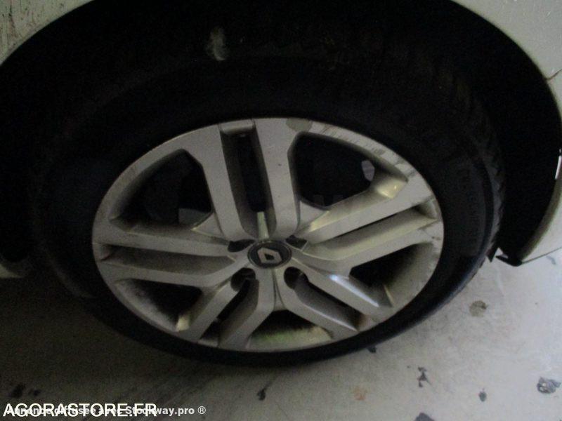 Photo Renault Clio  image 8/18