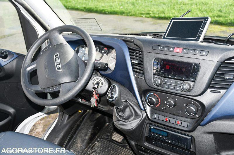 Photo Iveco Daily 50C18 image 10/19