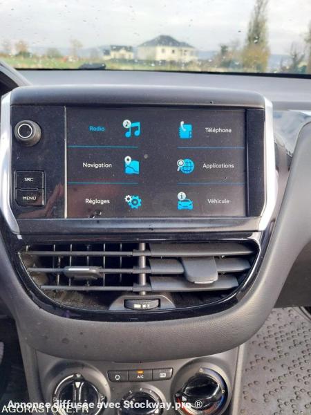 Photo Peugeot 208 208 image 11/17