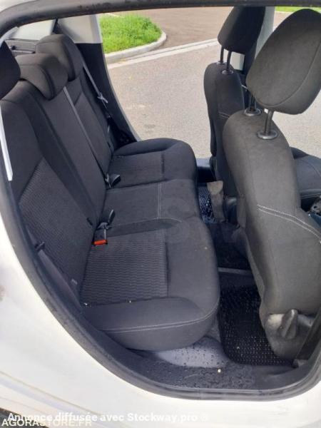 Photo Peugeot 208 208 image 13/17