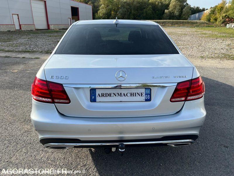 Photo Mercedes CLASSE E E300 Bluetec Hybrid Pack AMG image 12/29