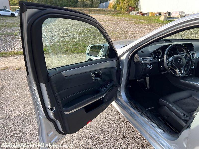 Photo Mercedes CLASSE E E300 Bluetec Hybrid Pack AMG image 20/29