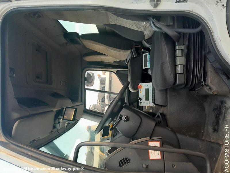 Photo Renault Premium  image 1/6