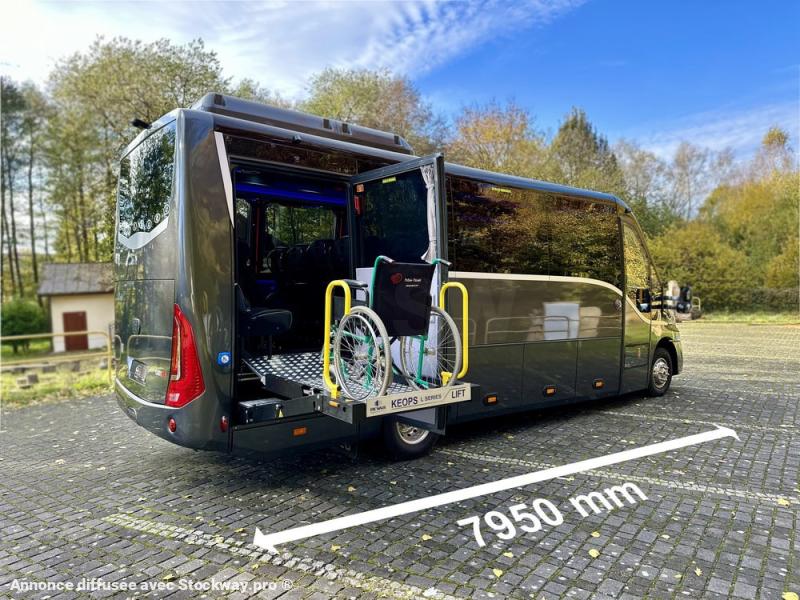 Photo Iveco Cuby C70, 7.9m 27+1+1+ acenseur  image 1/16