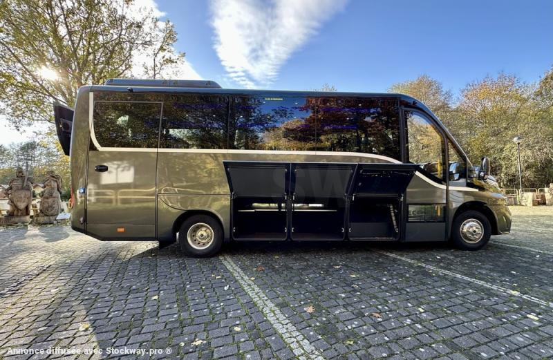Photo Iveco Cuby C70, 7.9m 27+1+1+ acenseur  image 7/16