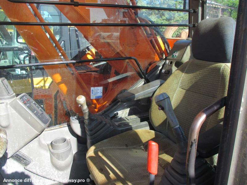Photo Hitachi ZAXIS 225 US  image 4/6