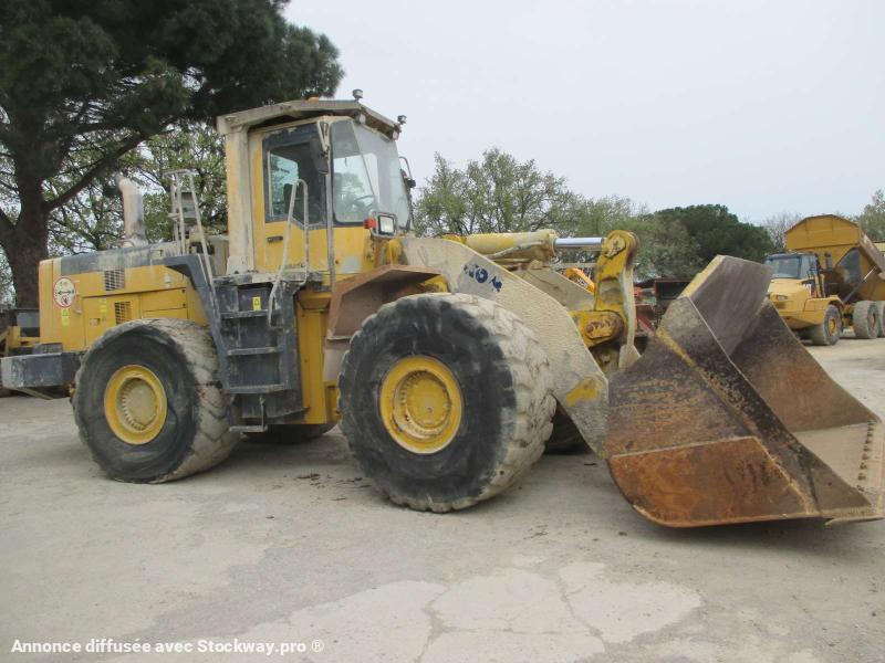 Komatsu WA500-3 