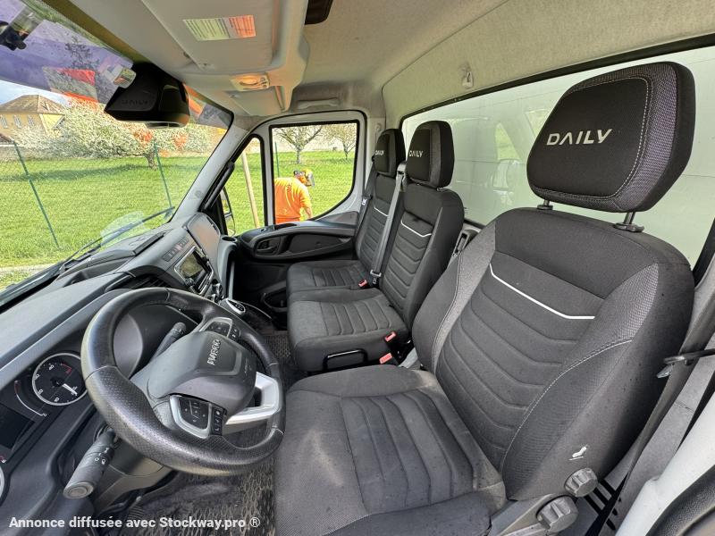 Photo Iveco Daily 35-180 image 12/13