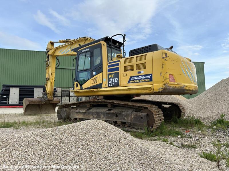Photo Komatsu PC210LC i image 6/9