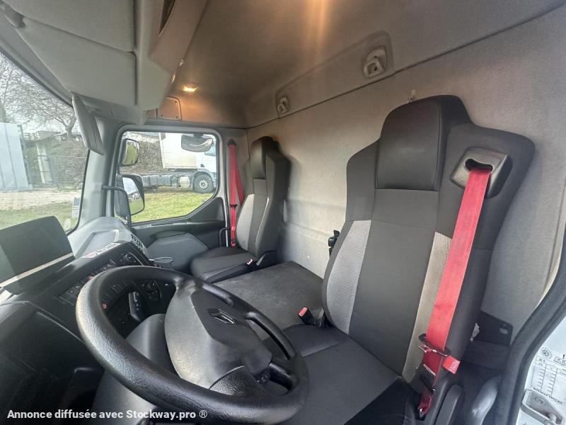 Photo Renault Gamme D 210 image 8/8