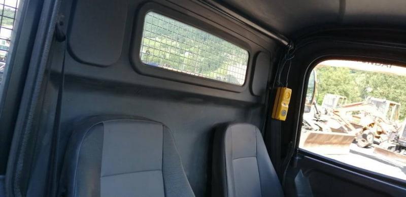 Voiture Mega MULTITRUCK ELECTRIQUE POUR PIÈCE - BATTERIE A REVOIR