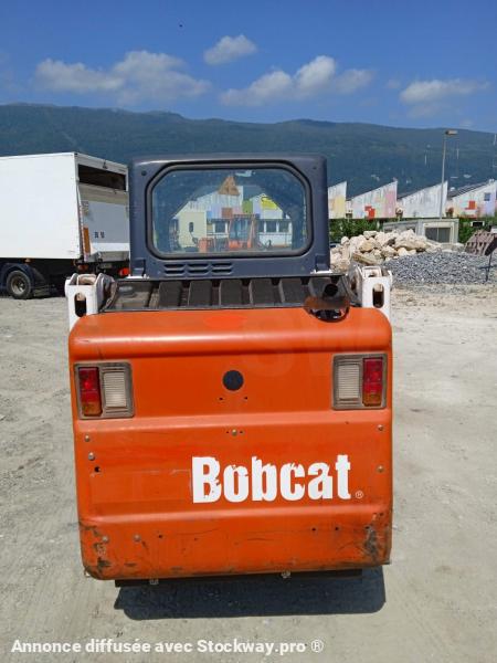 Photo Bobcat mini chargeuse sur pneu S100  image 7/10