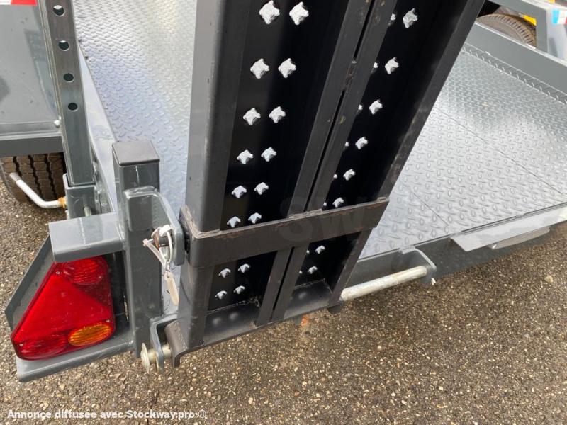 Photo Moiroud TR3500 3 ESSIEUX 3T5 NEUVE MOIROUD NOIRE LARGE  image 6/10