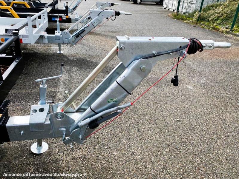 Photo Moiroud TR3500 3 ESSIEUX 3T5 NEUVE MOIROUD NOIRE LARGE  image 7/10