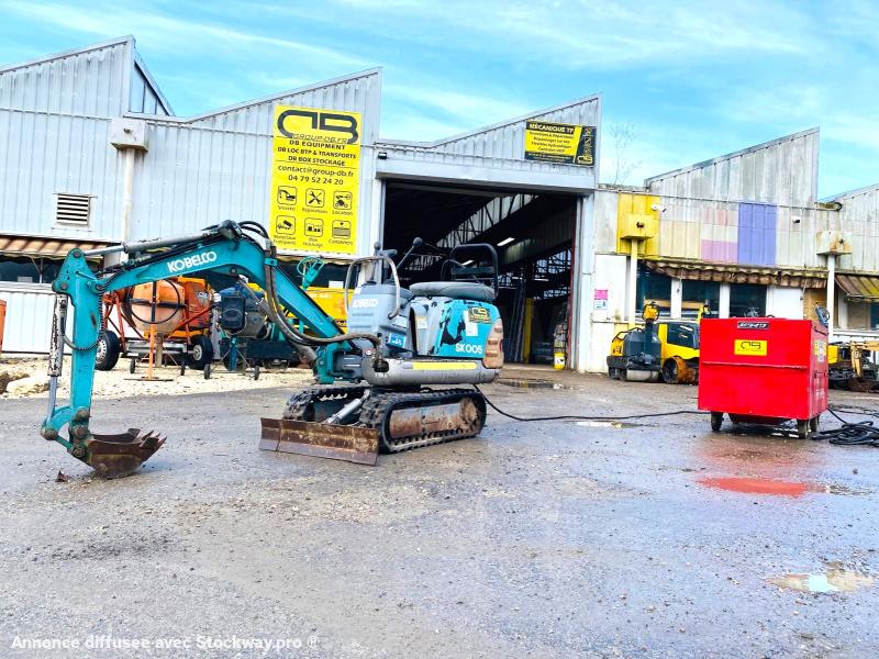 KOBELCO Mini pelle électrique SK007 