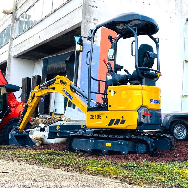 Photo XCMG XE19E Mini pelle (NEUVE)  image 3/18