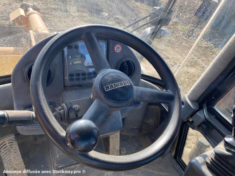 Photo LIEBHERR Chargeuse L524 10T  image 11/14