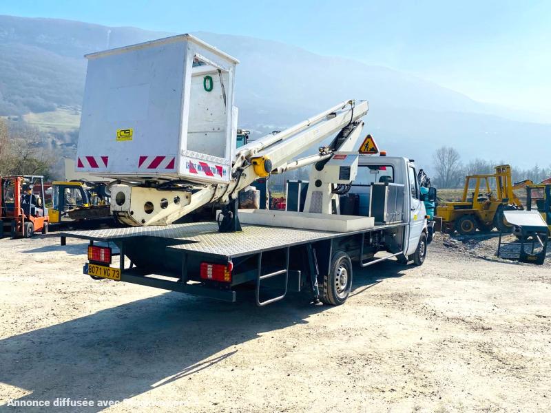 Photo MERCEDES CAMION NACELLE Sprinter 208 D 30N (NET DE TVA)  image 4/20